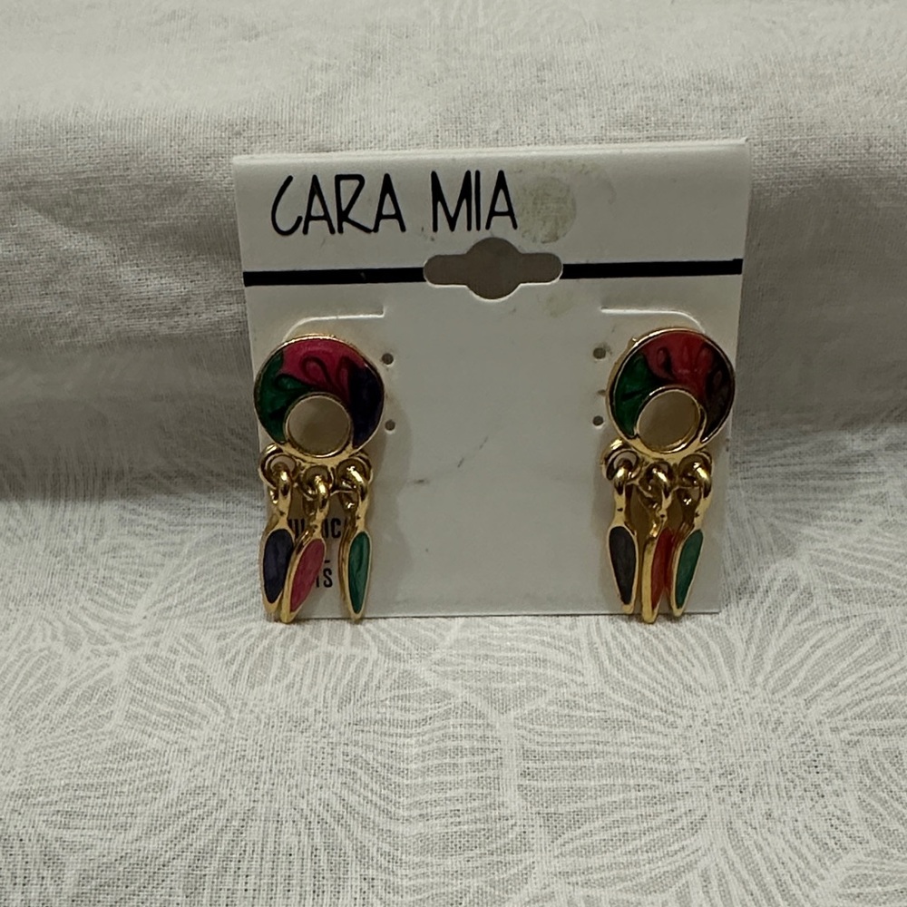 Cara Mia Chic Gold Multicolor Dangle Earrings